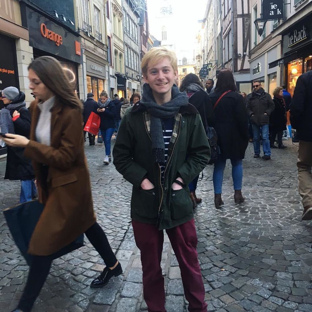 Meet your Posher, Jackson